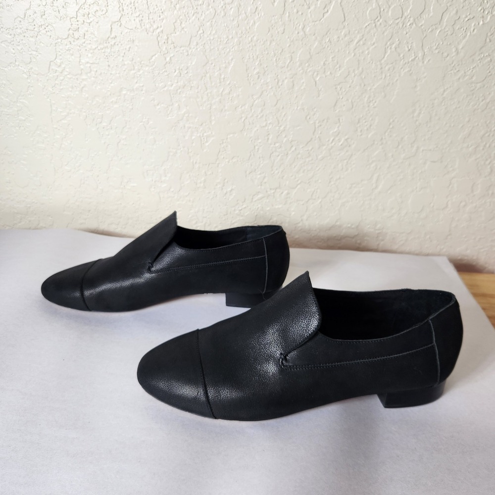 Jeffrey Campbell Womens Black Leather Cap Toe Slip On Loafers Flats Size 9.5